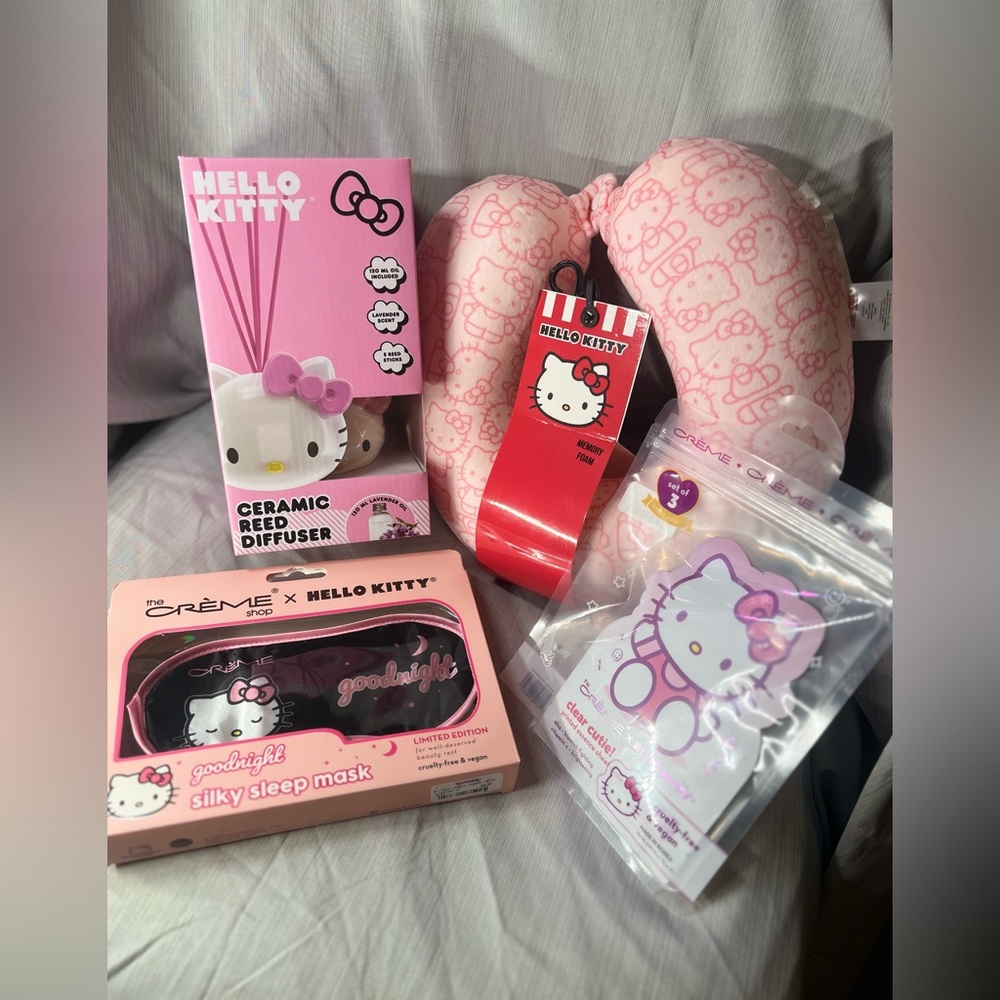 💞Hello Kitty 4 pc spa bundle🌸